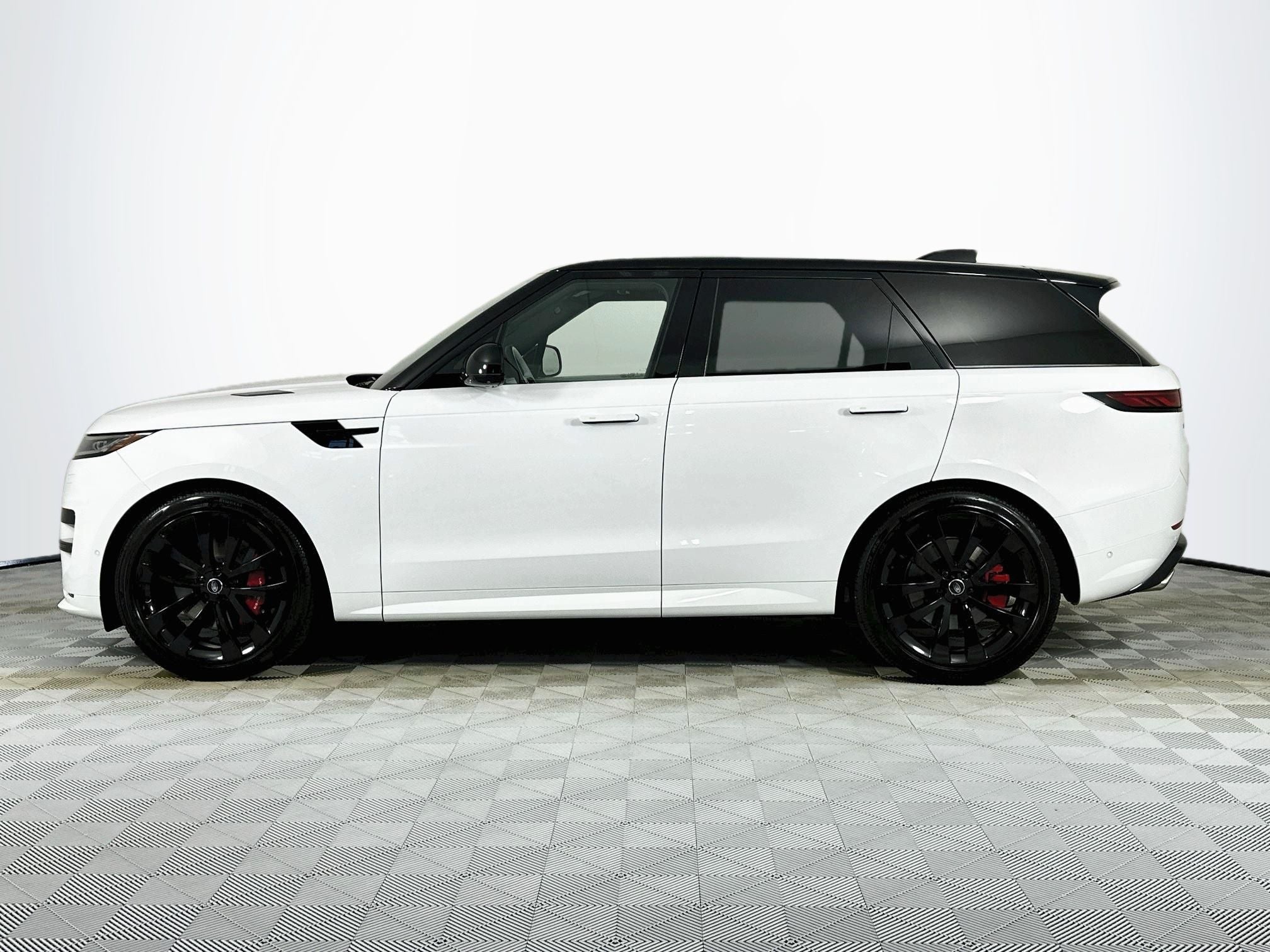 2025 Land Rover Range Rover Sport Dynamic SE