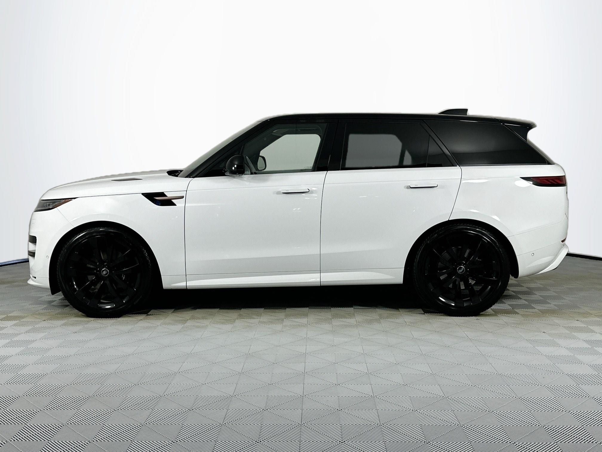 2024 Land Rover Range Rover Sport Dynamic SE