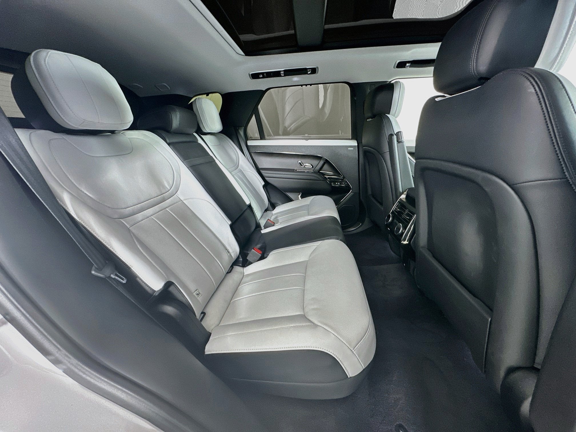 2024 Land Rover Range Rover Sport Dynamic SE