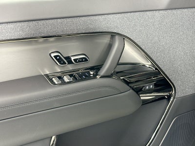 2026 Land Rover Range Rover Sport SE