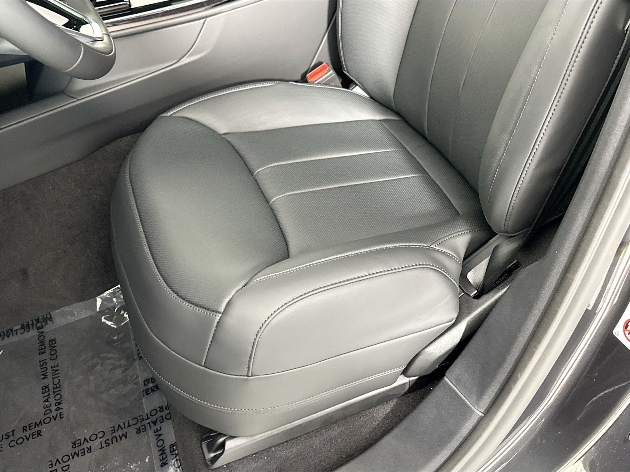 2026 Land Rover Range Rover Sport SE