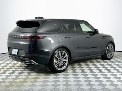 2026 Land Rover Range Rover Sport SE