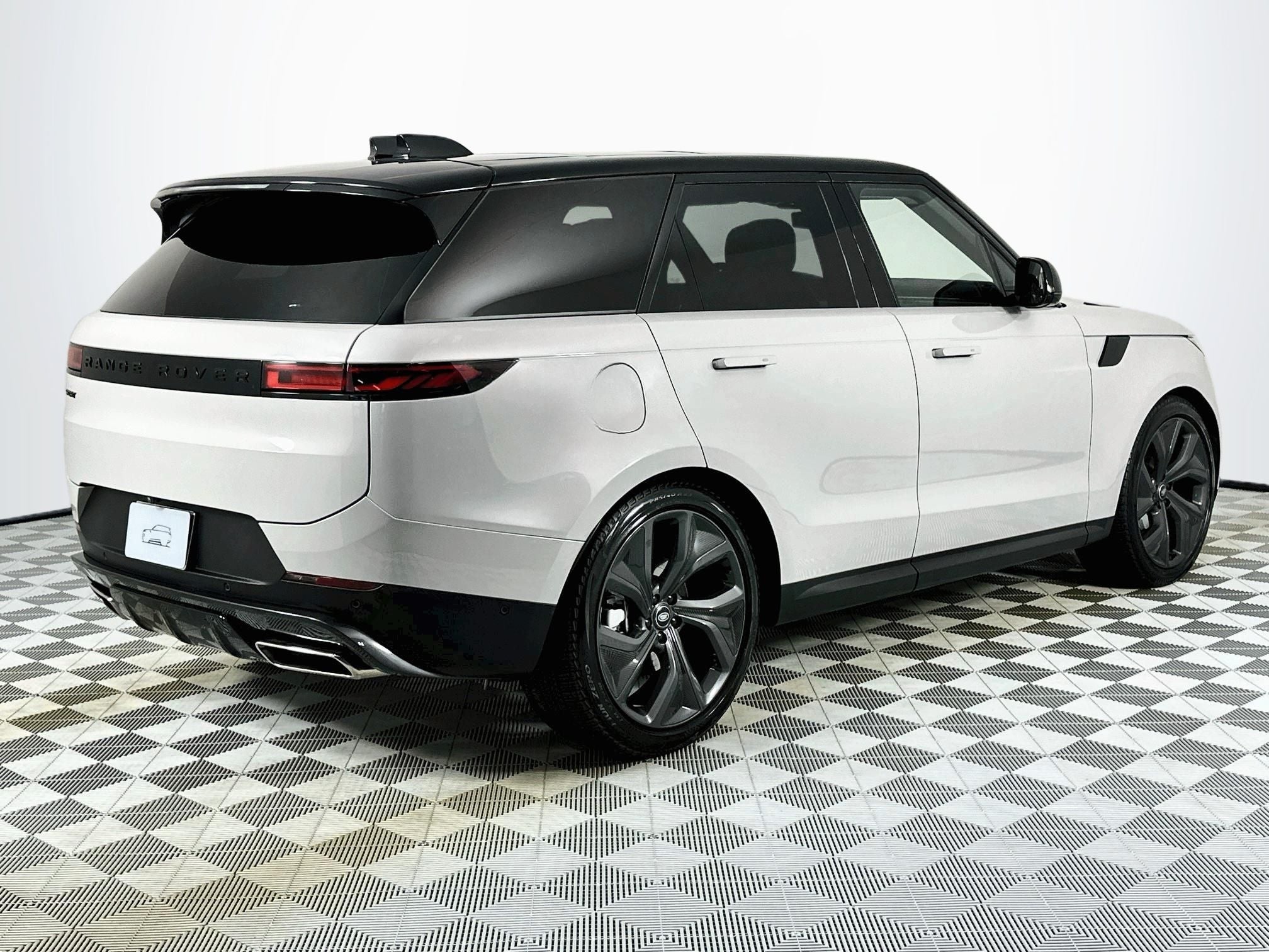 2024 Land Rover Range Rover Sport SE