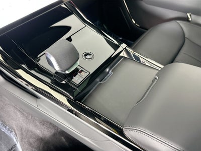 2026 Land Rover Range Rover Sport SE