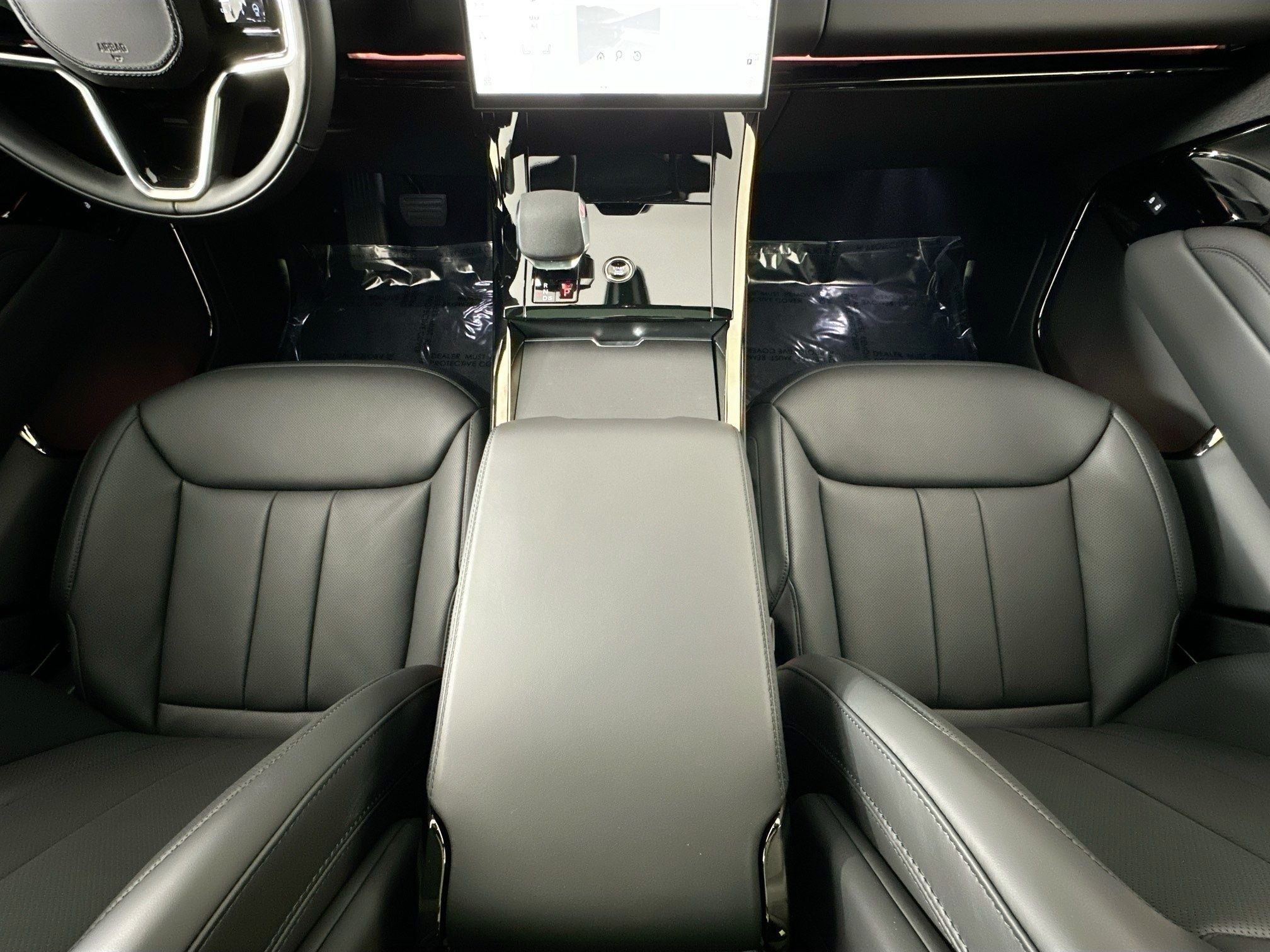 2026 Land Rover Range Rover Sport SE