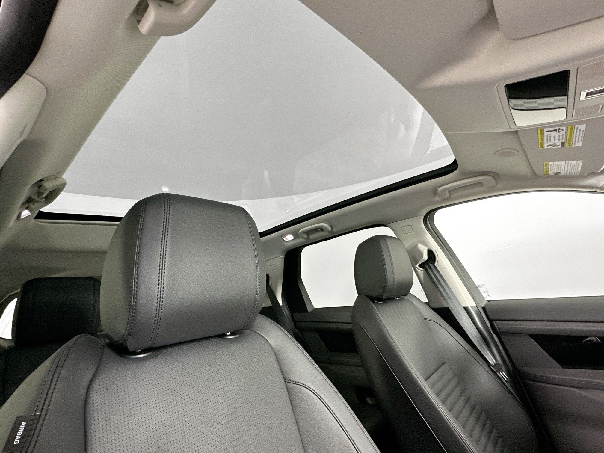 2025 Land Rover Discovery Sport S