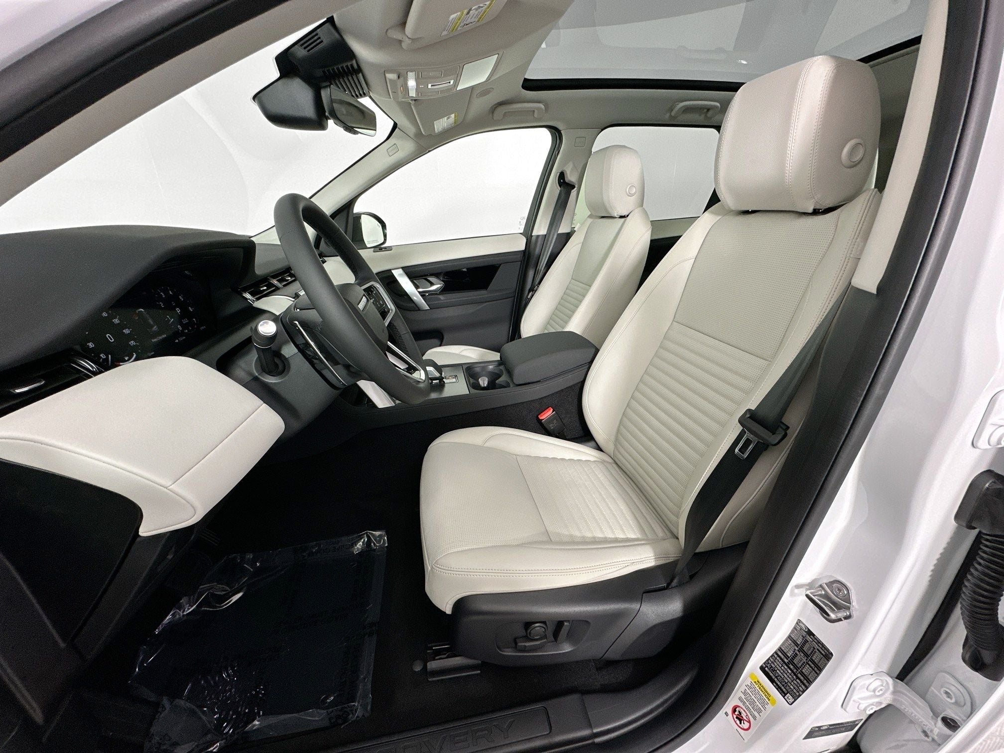 2025 Land Rover Discovery Sport S