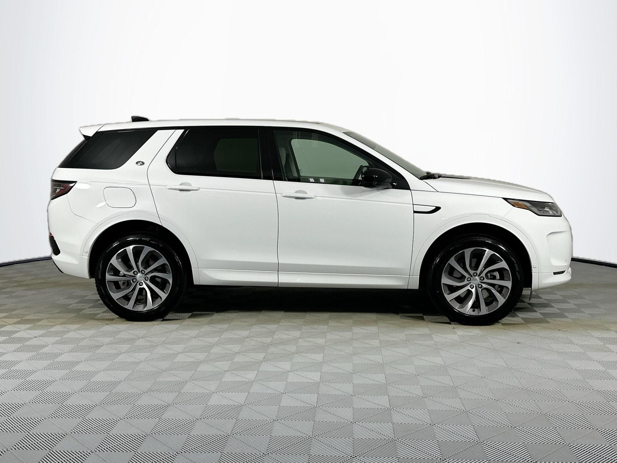 2025 Land Rover Discovery Sport S