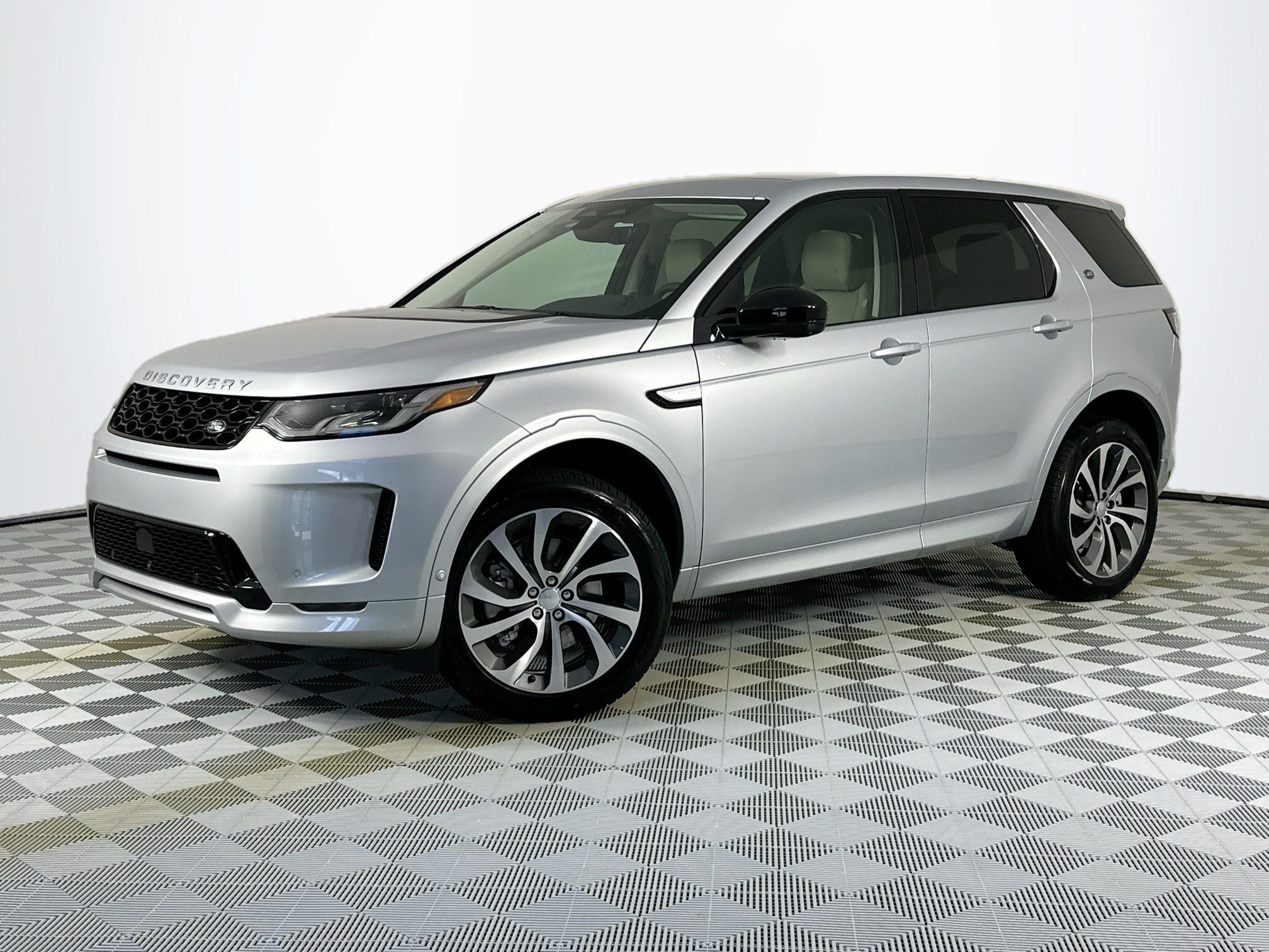 2025 Land Rover Discovery Sport S