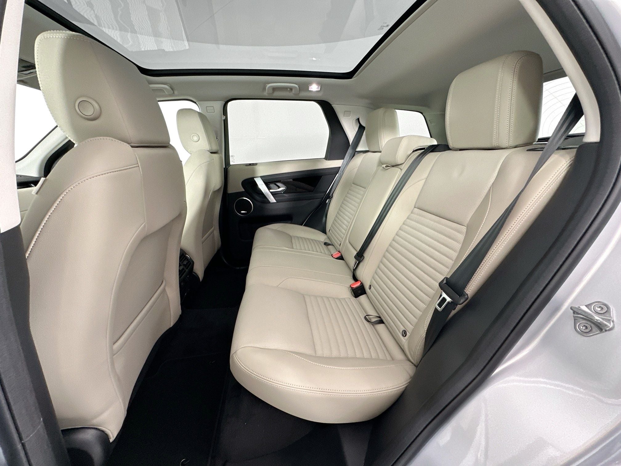 2025 Land Rover Discovery Sport S