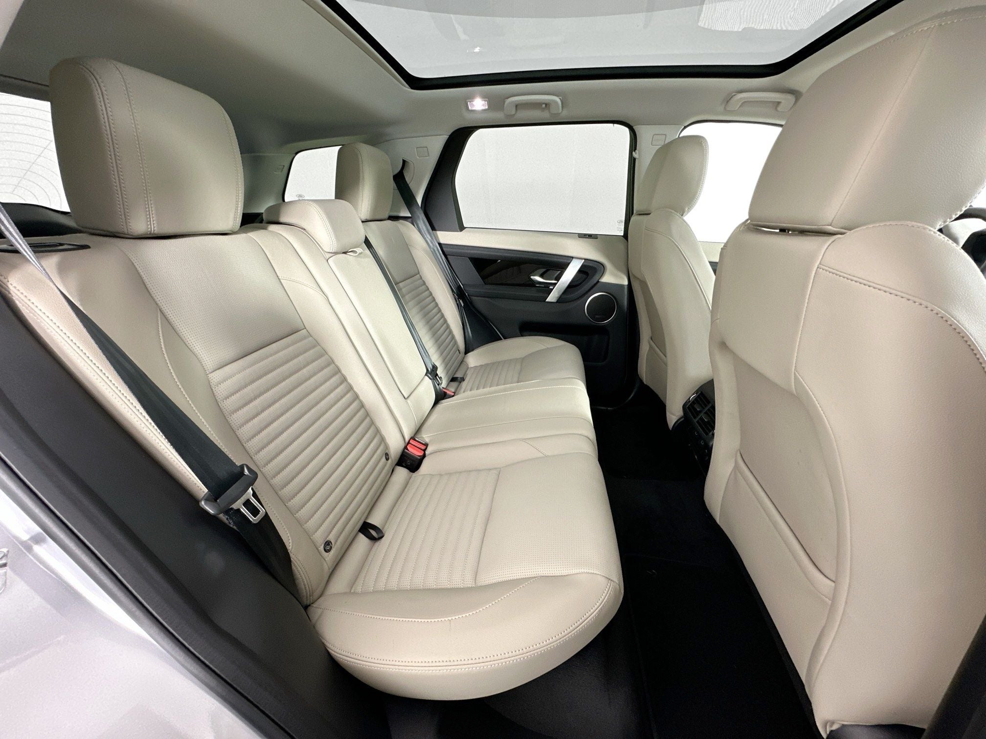 2025 Land Rover Discovery Sport S