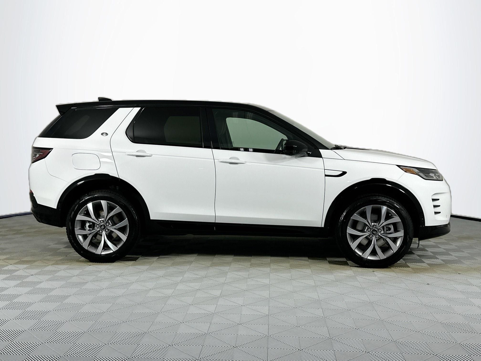 2026 Land Rover Discovery Sport Landmark
