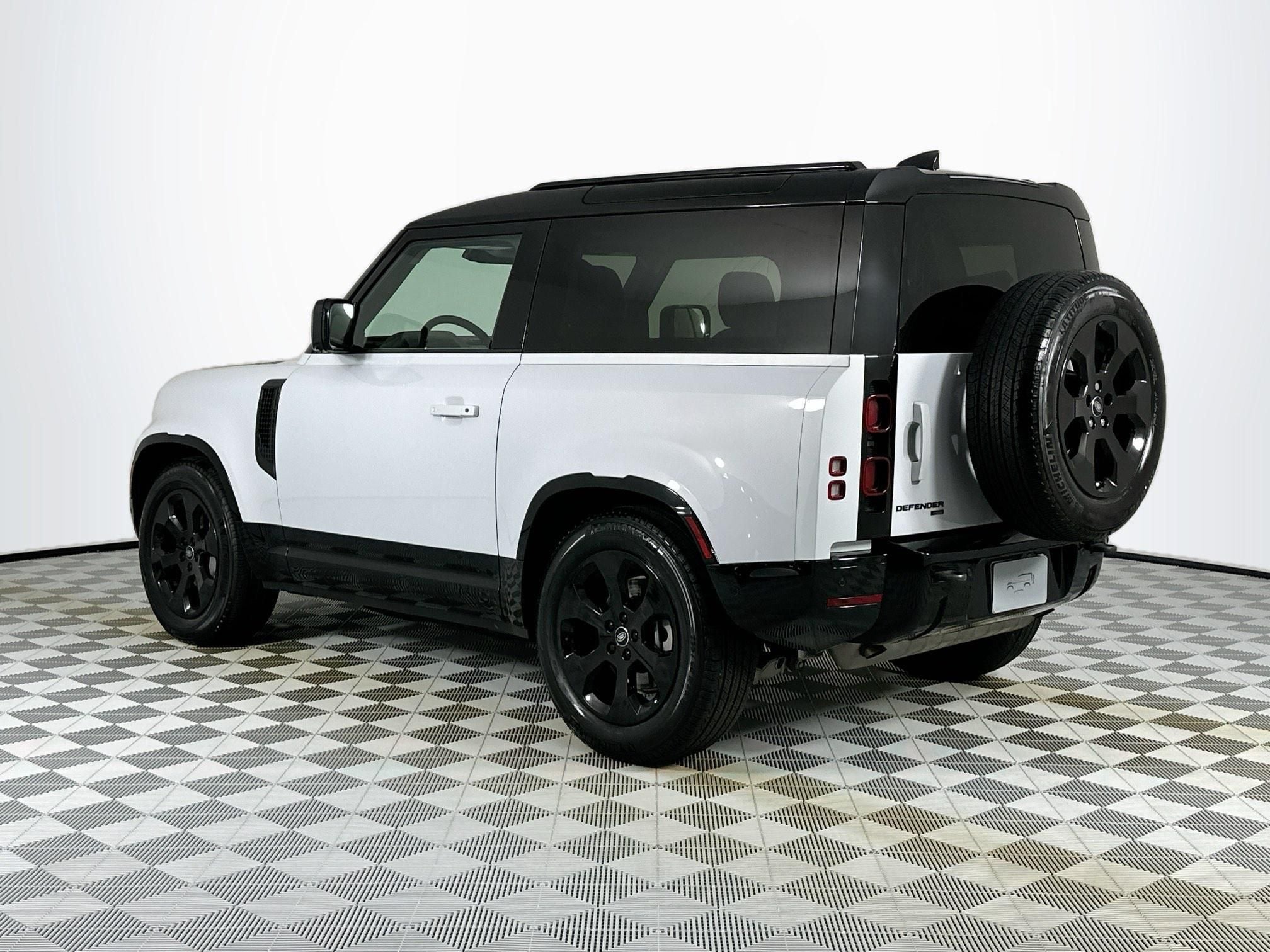 2023 Land Rover Defender 90 X-Dynamic SE