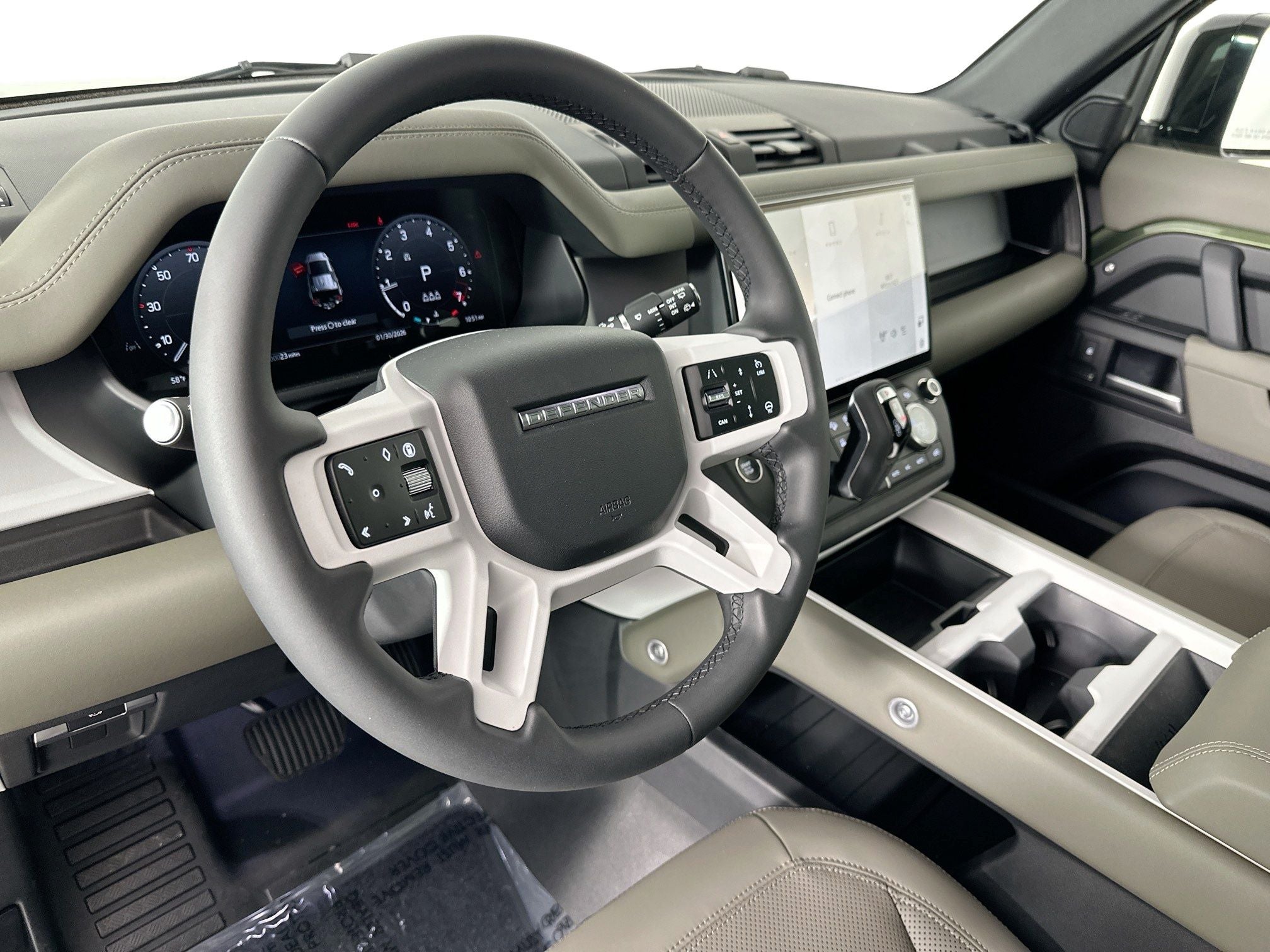 2026 Land Rover Defender 110 X-Dynamic SE