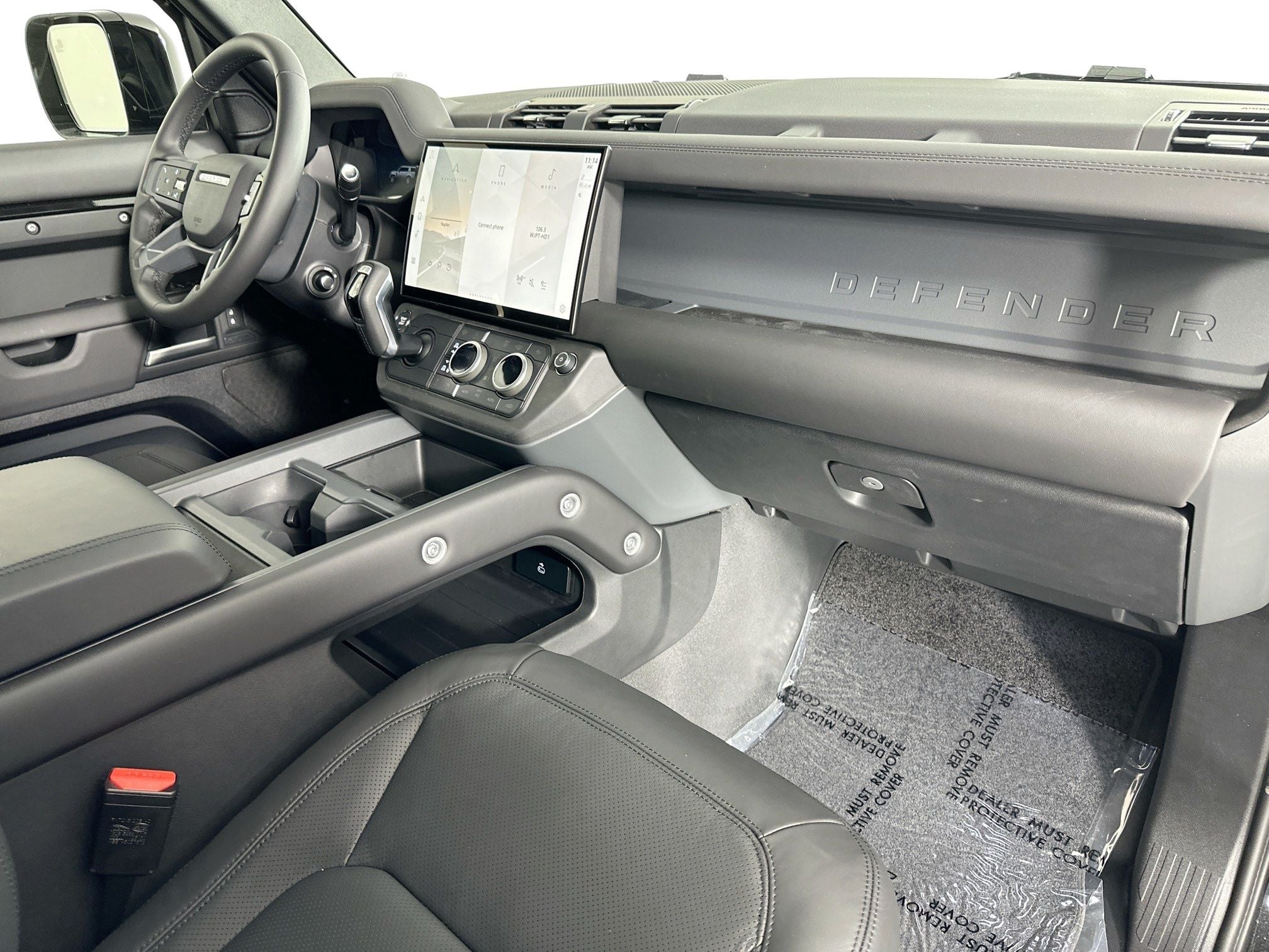 2026 Land Rover Defender 130 X-Dynamic SE