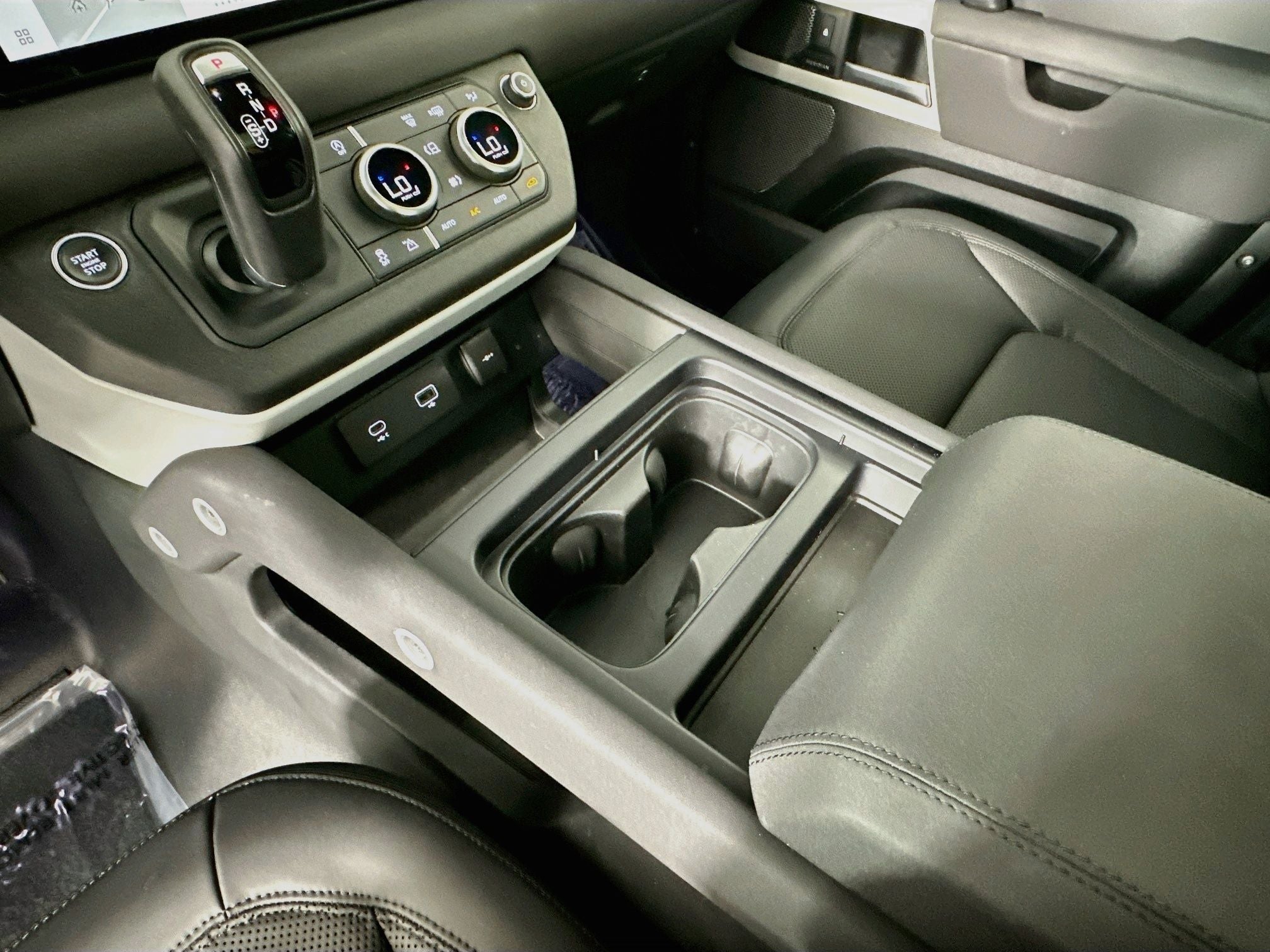 2023 Land Rover Defender 110 S