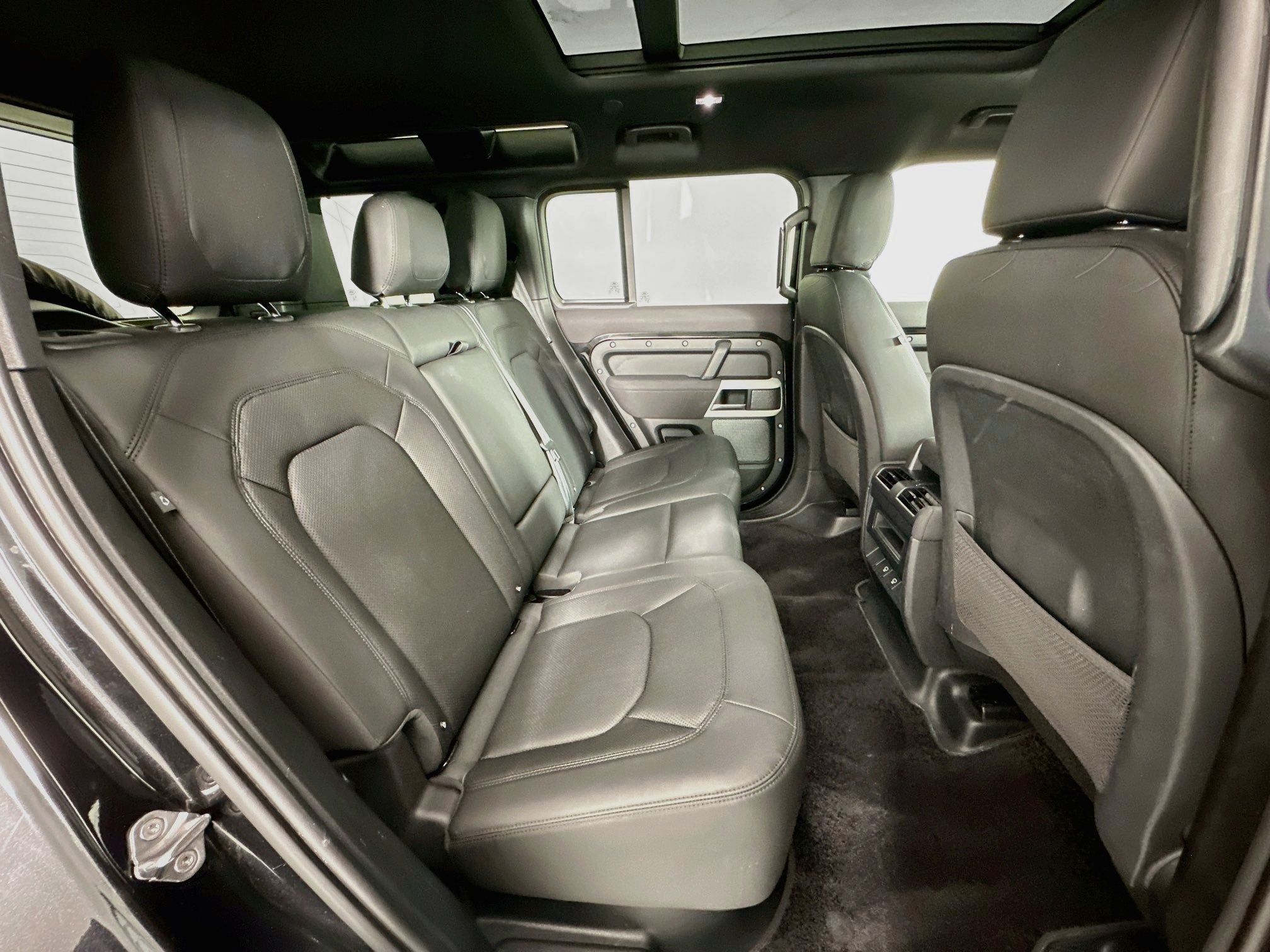 2023 Land Rover Defender 110 S