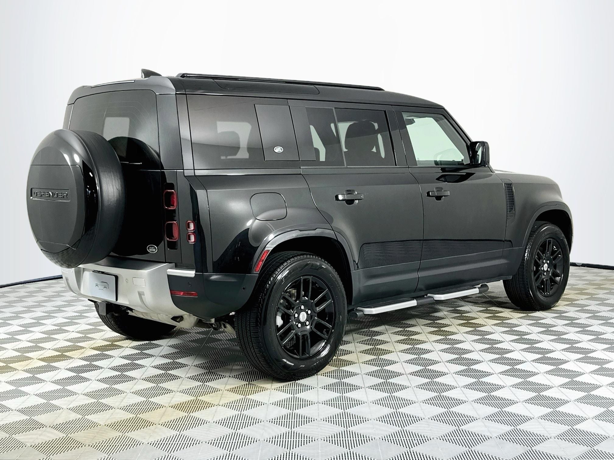 2023 Land Rover Defender 110 S