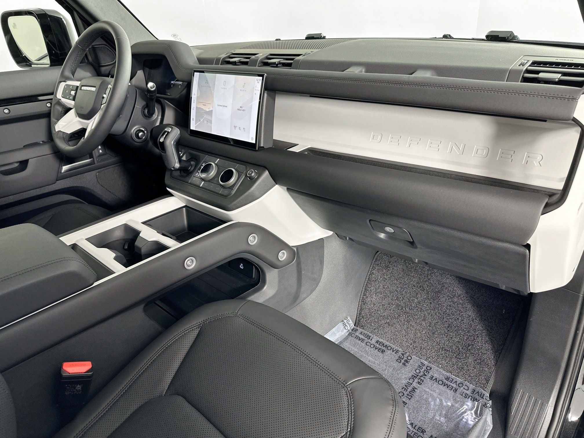 2025 Land Rover Defender 110 S
