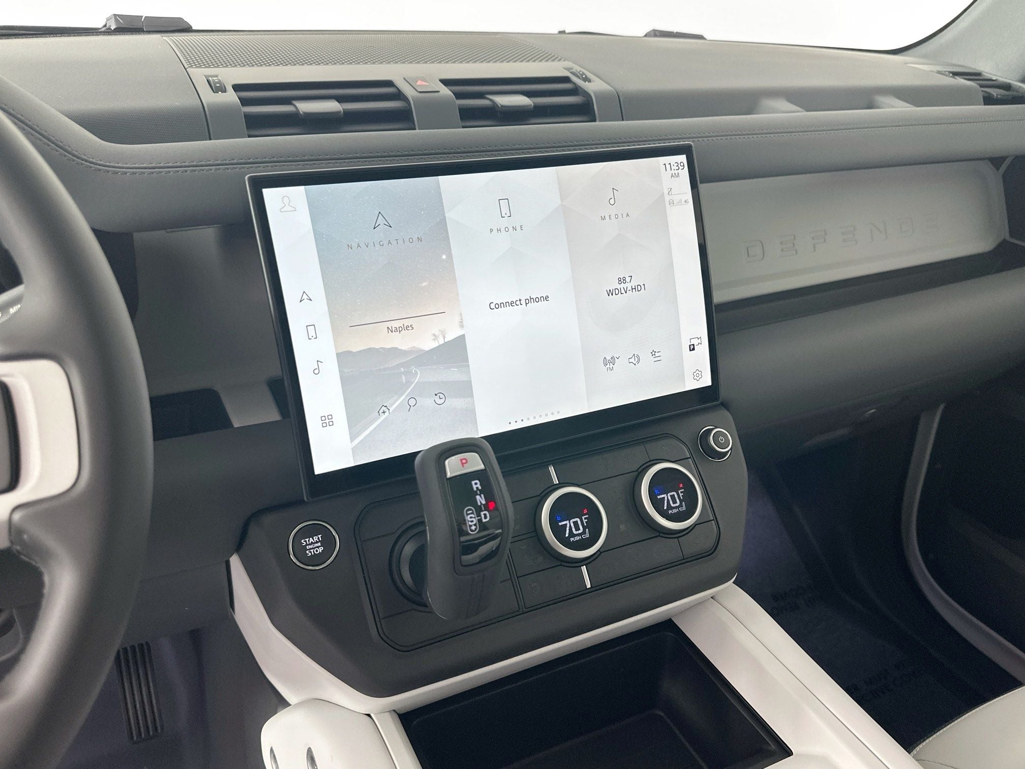 2026 Land Rover Defender 110 S