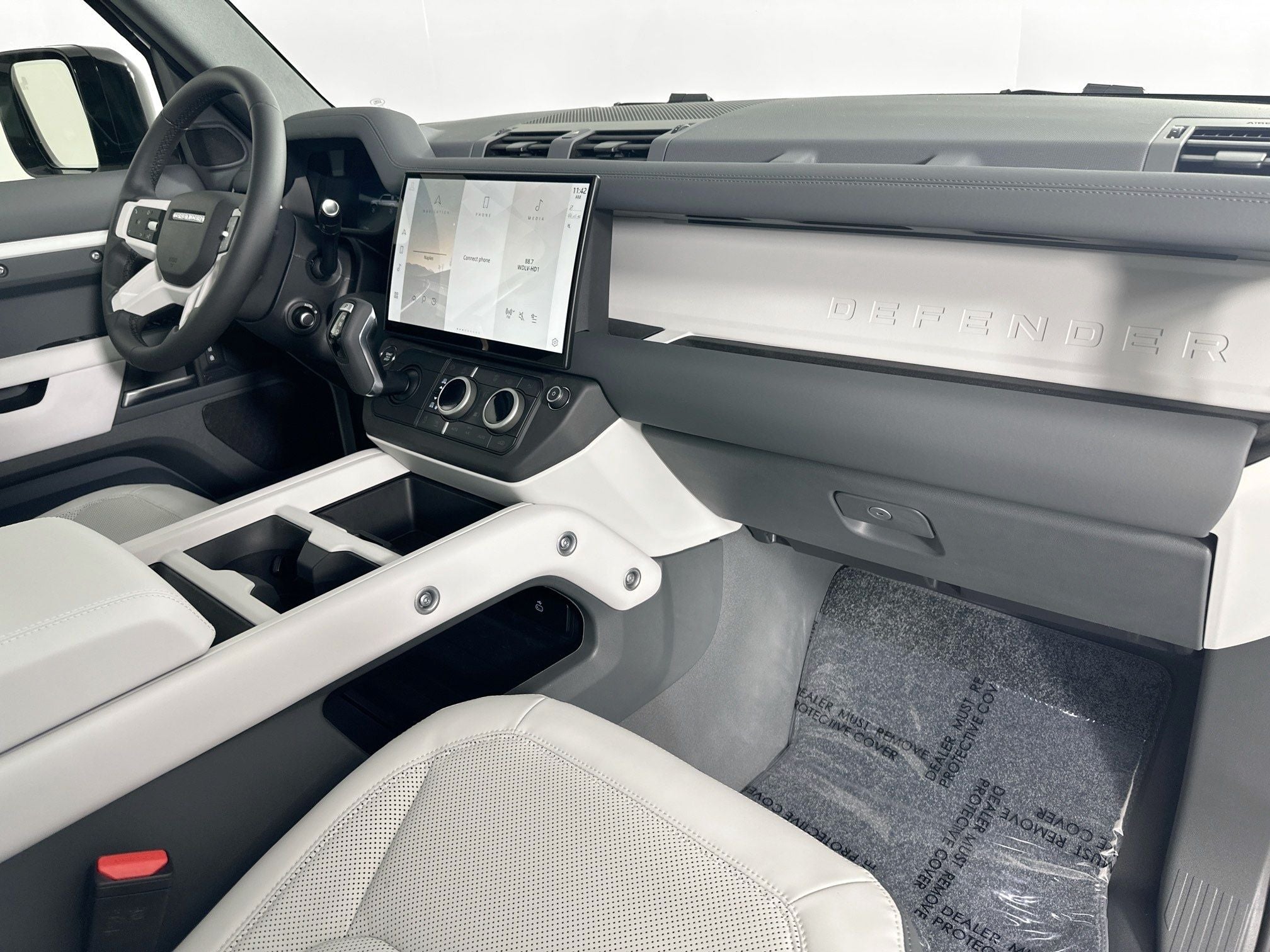 2026 Land Rover Defender 110 S