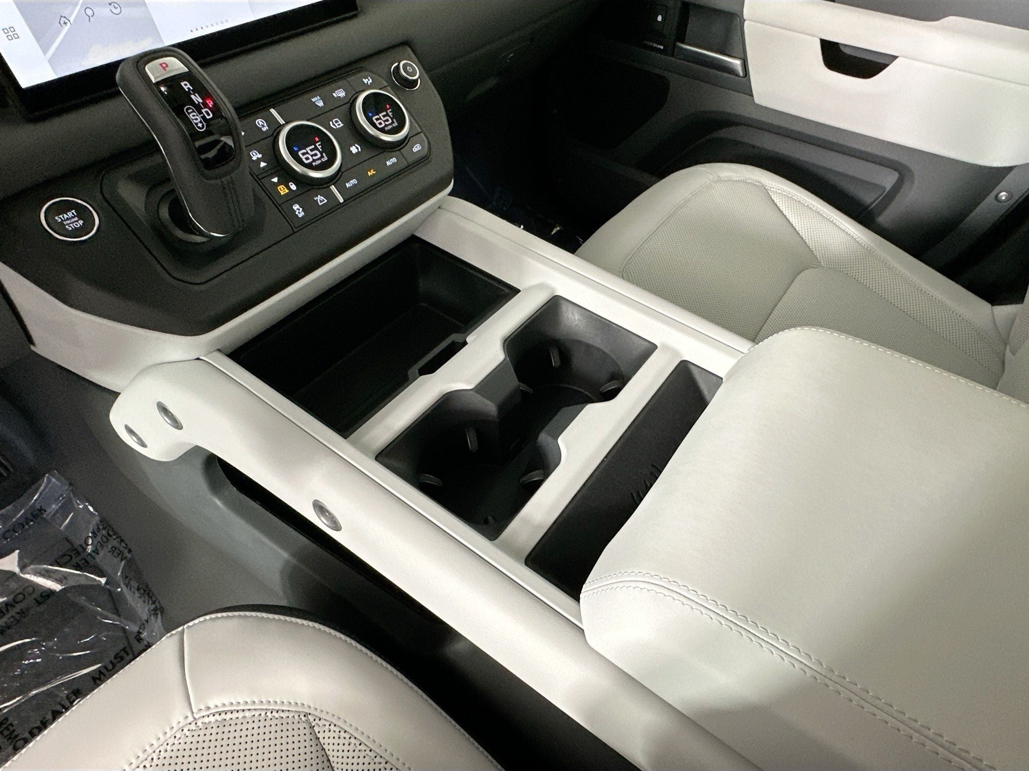 2025 Land Rover Defender 110 S