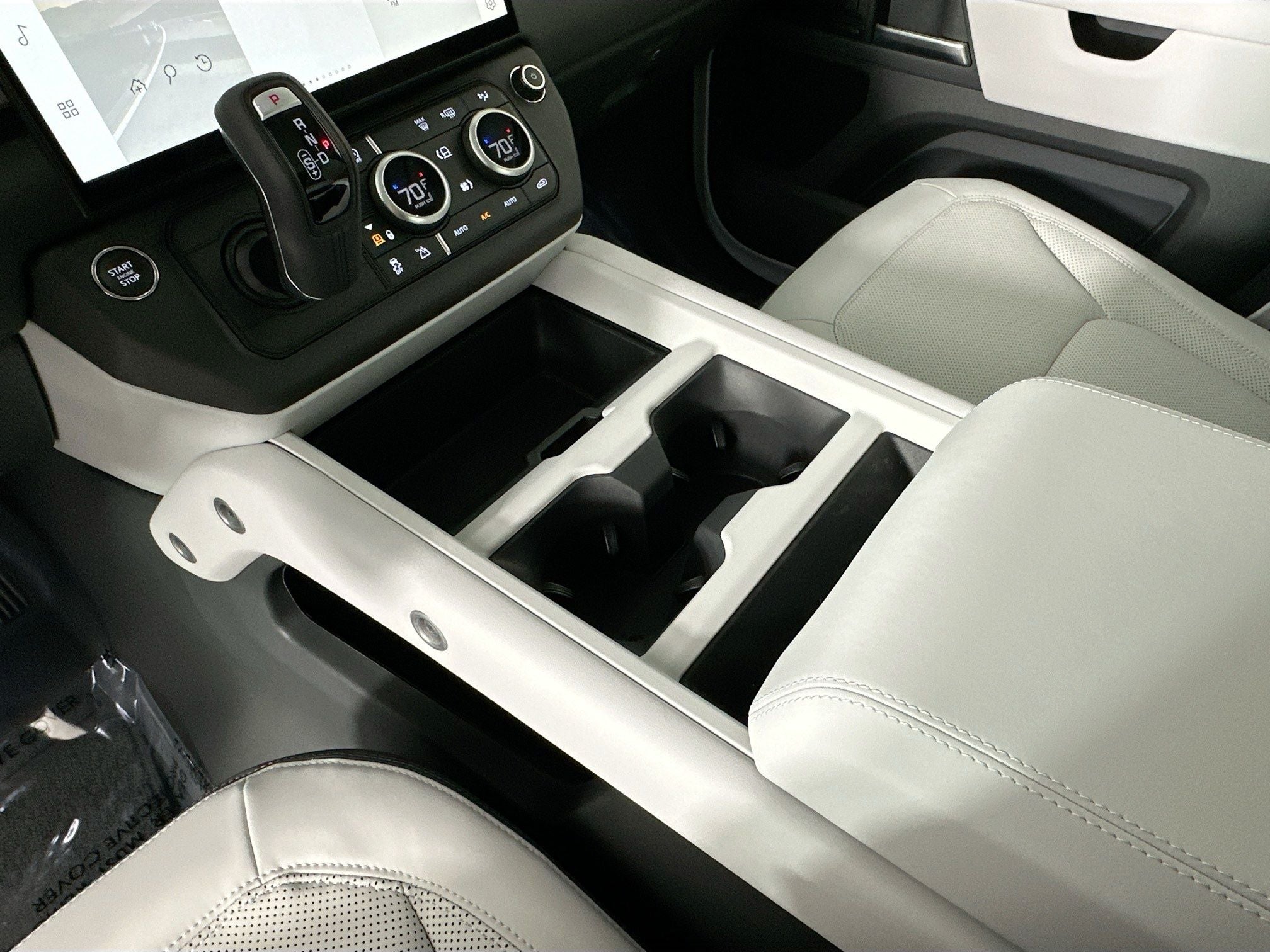 2026 Land Rover Defender 110 S