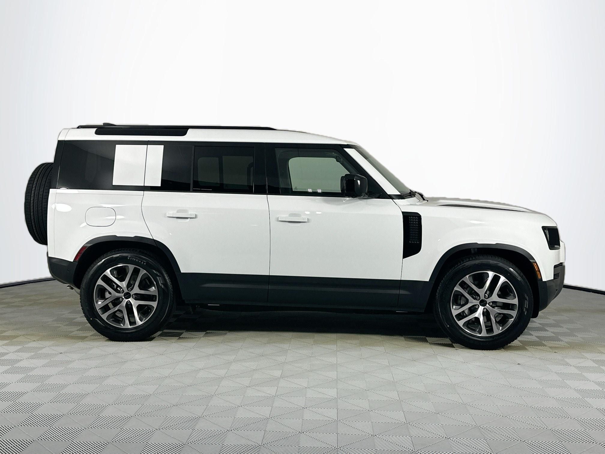 2026 Land Rover Defender 110 S