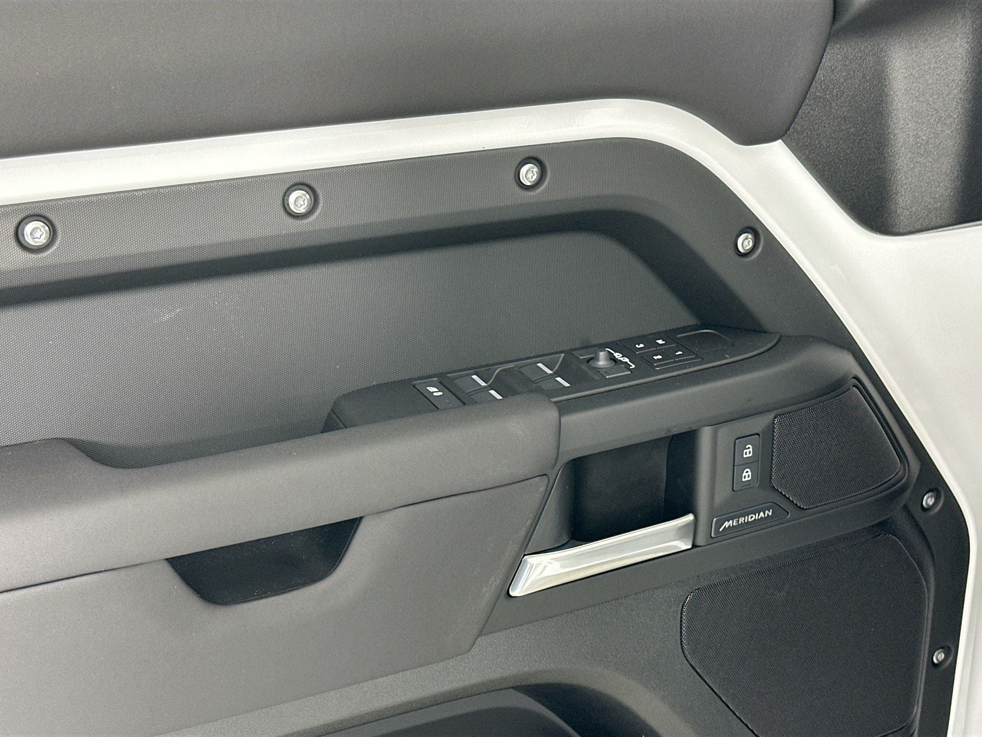 2026 Land Rover Defender 110 S