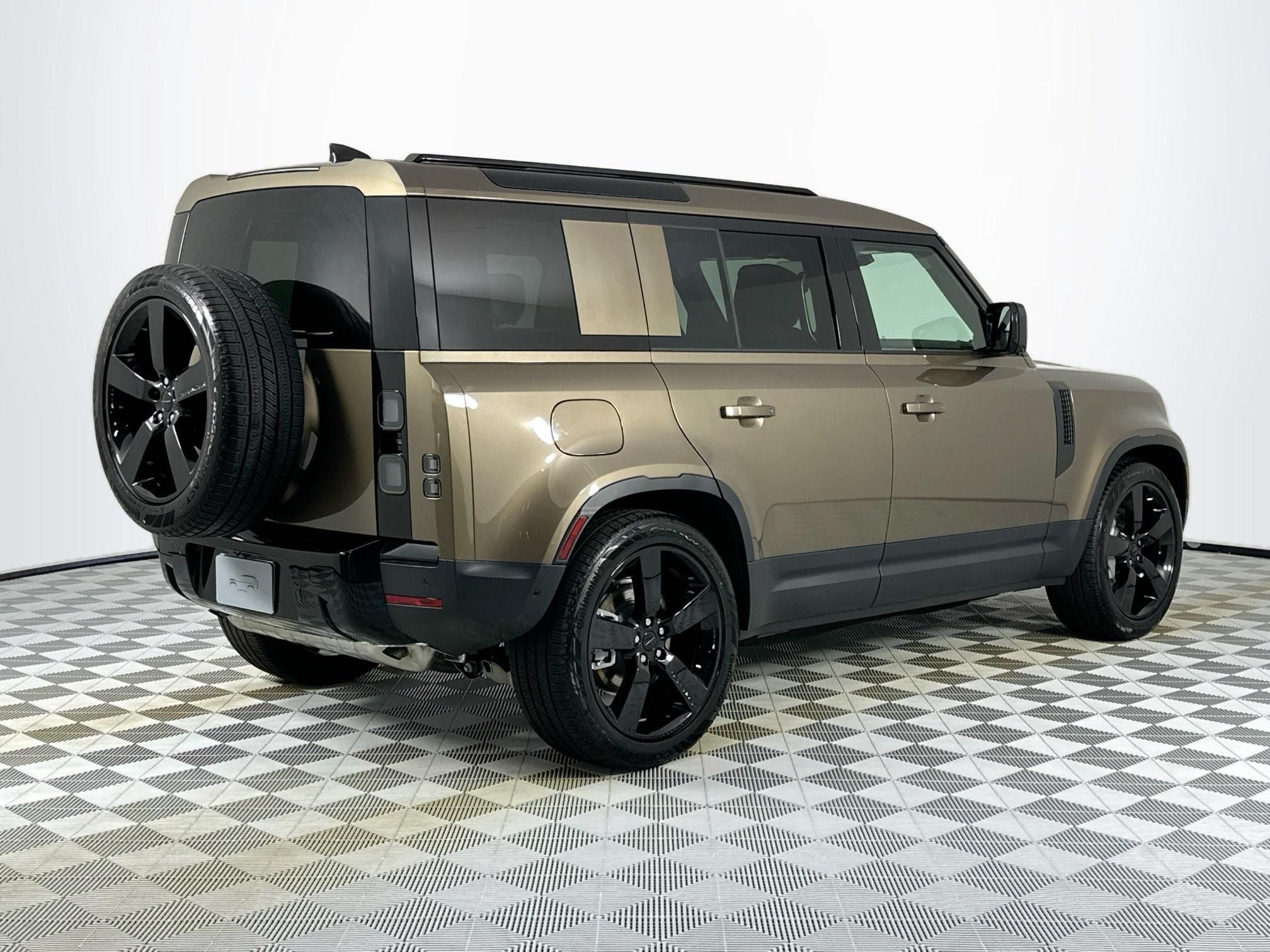 2026 Land Rover Defender 110 S