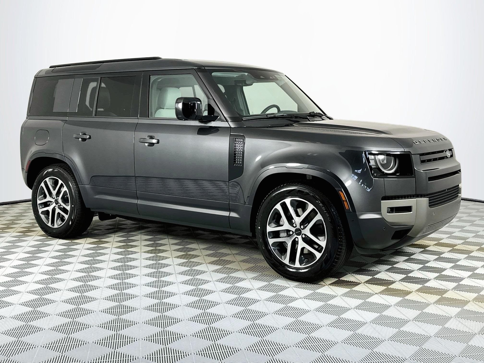 2026 Land Rover Defender 110 S