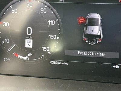 2024 Land Rover Defender 110 SE