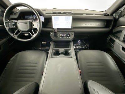 2025 Land Rover Defender 110 OCTA
