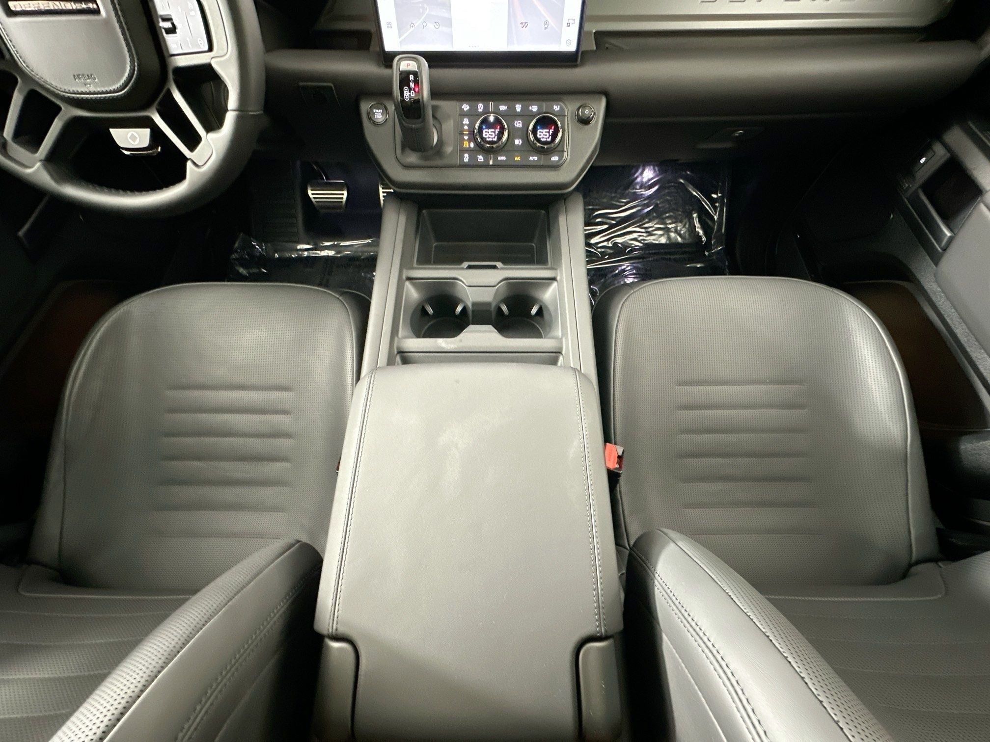 2025 Land Rover Defender 110 OCTA