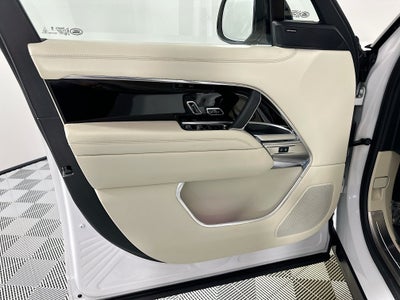 2023 Land Rover Range Rover SE