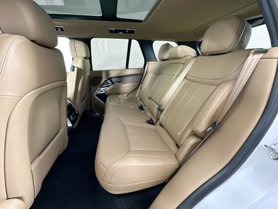 2025 Land Rover Range Rover Plug-In Hybrid SE