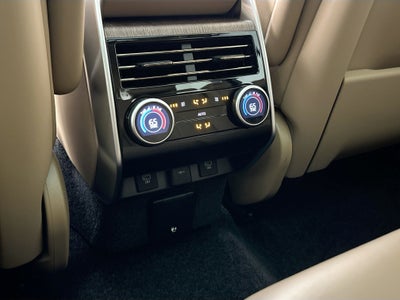 2025 Land Rover Range Rover Plug-In Hybrid SE
