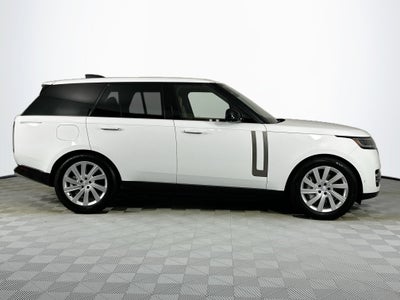2025 Land Rover Range Rover Plug-In Hybrid SE