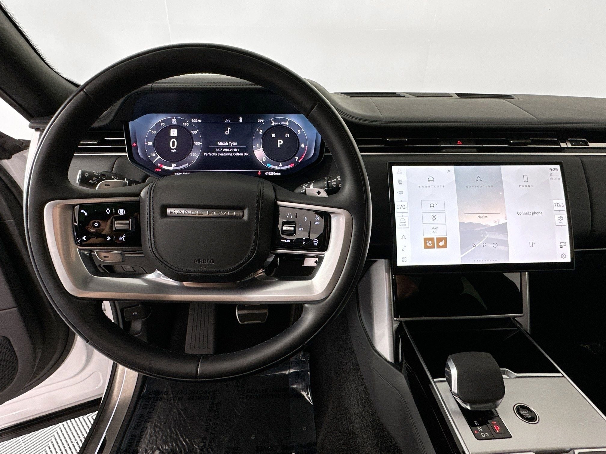 2024 Land Rover Range Rover SE