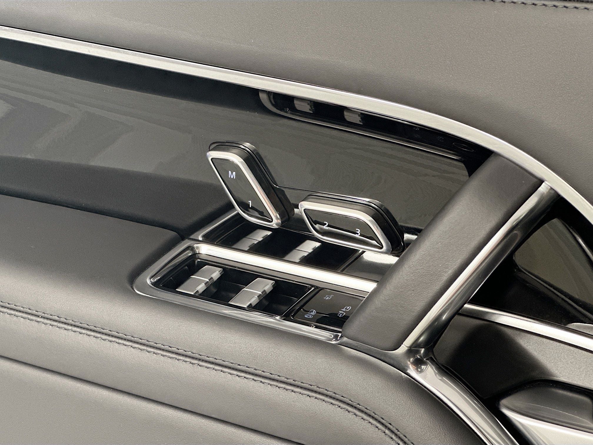 2024 Land Rover Range Rover SE