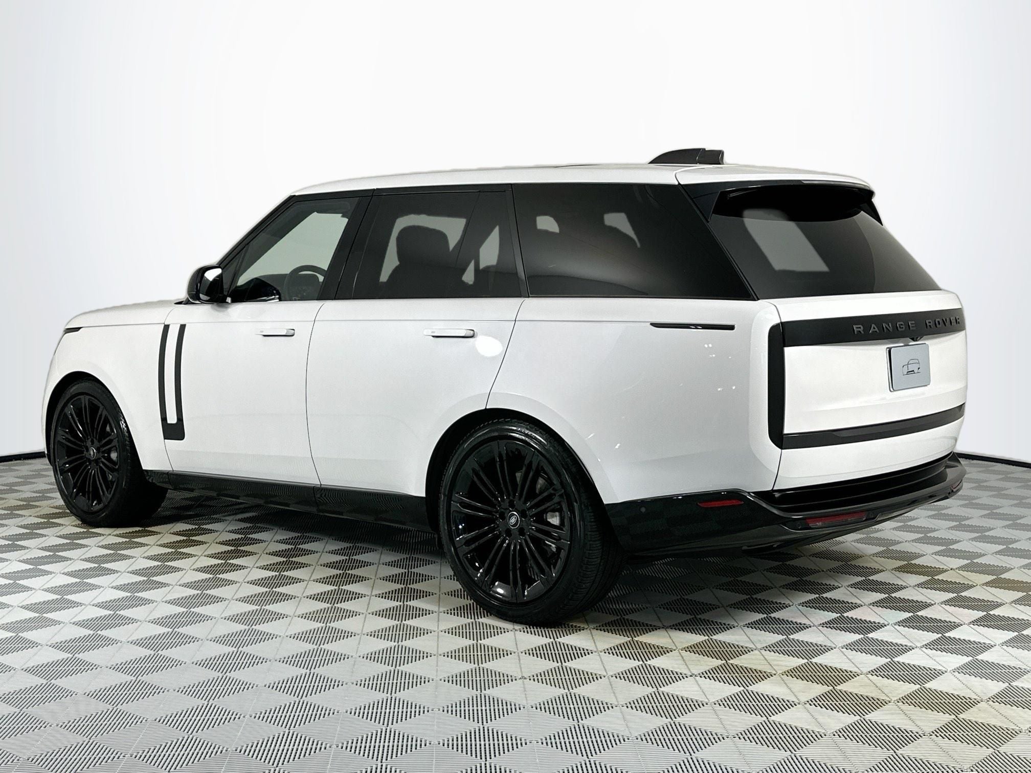 2024 Land Rover Range Rover SE