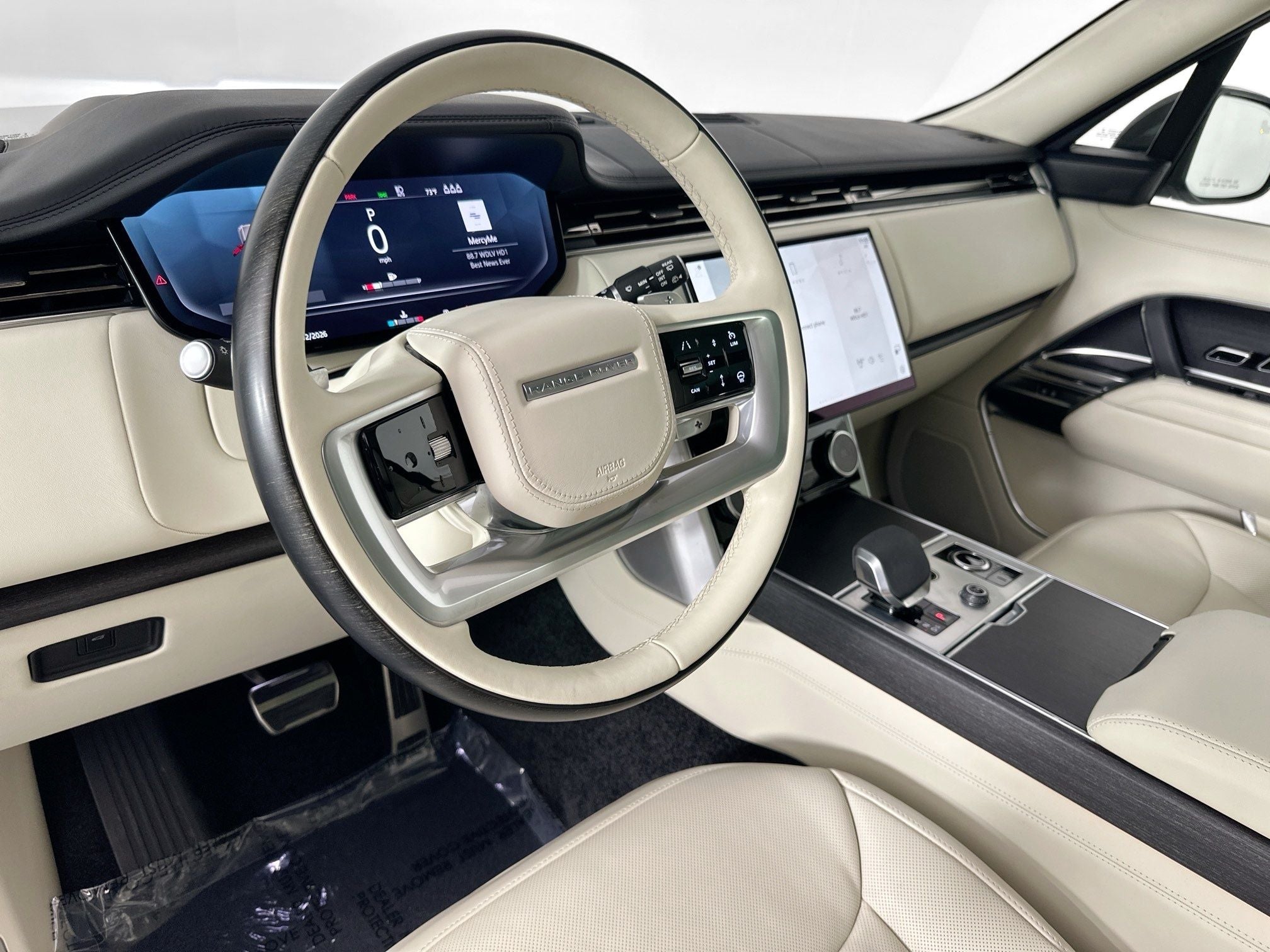 2023 Land Rover Range Rover SE