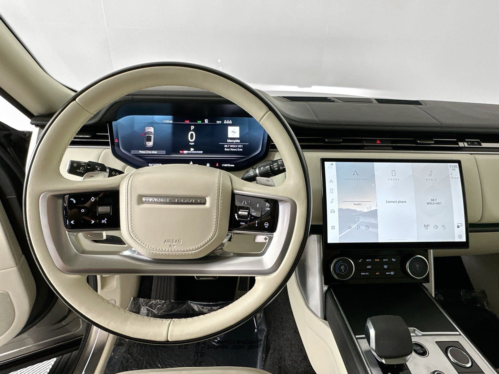 2023 Land Rover Range Rover SE