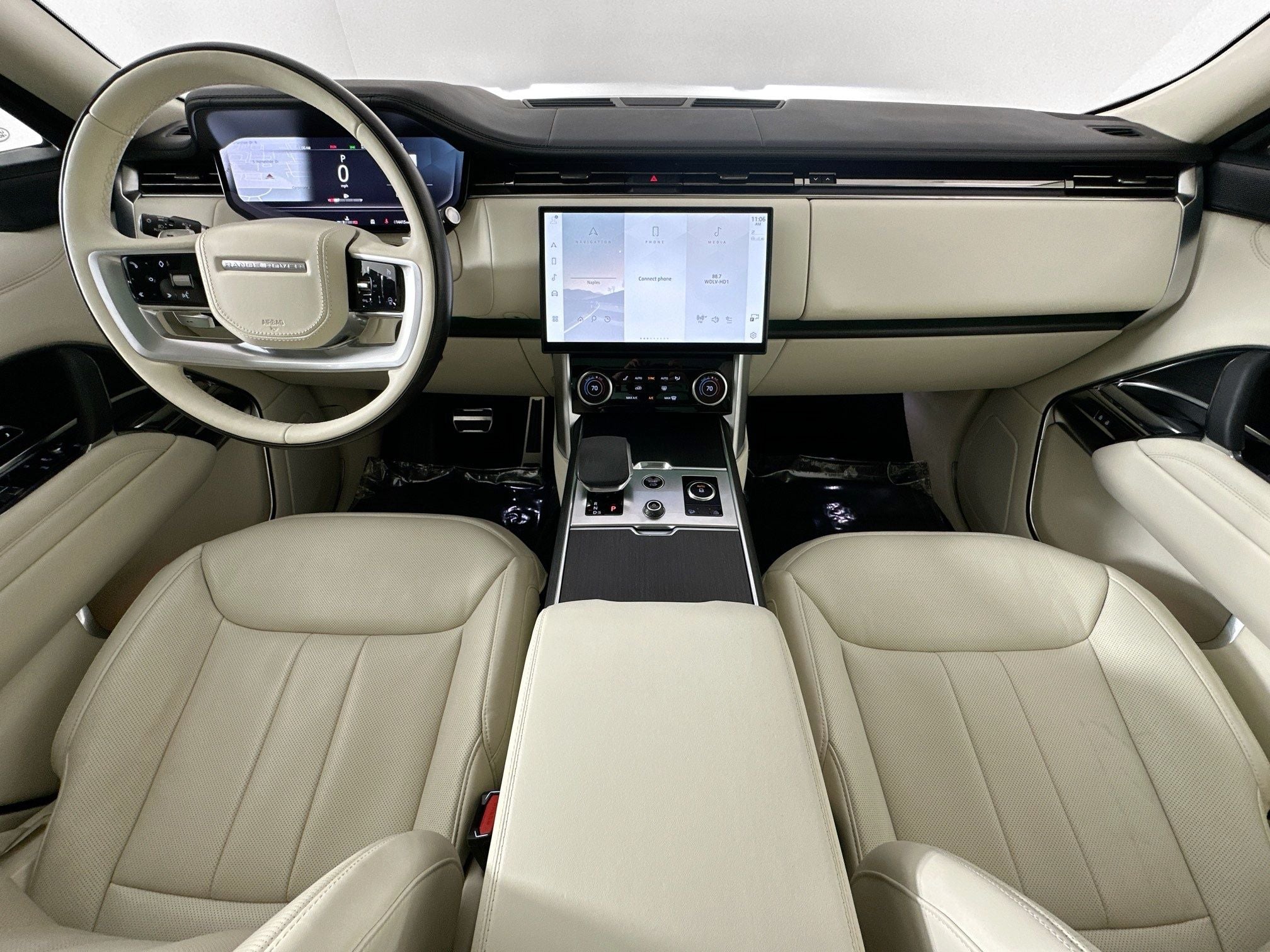 2023 Land Rover Range Rover SE