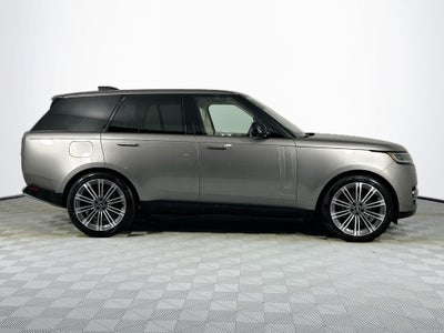 2023 Land Rover Range Rover SE