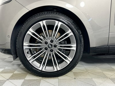 2023 Land Rover Range Rover SE
