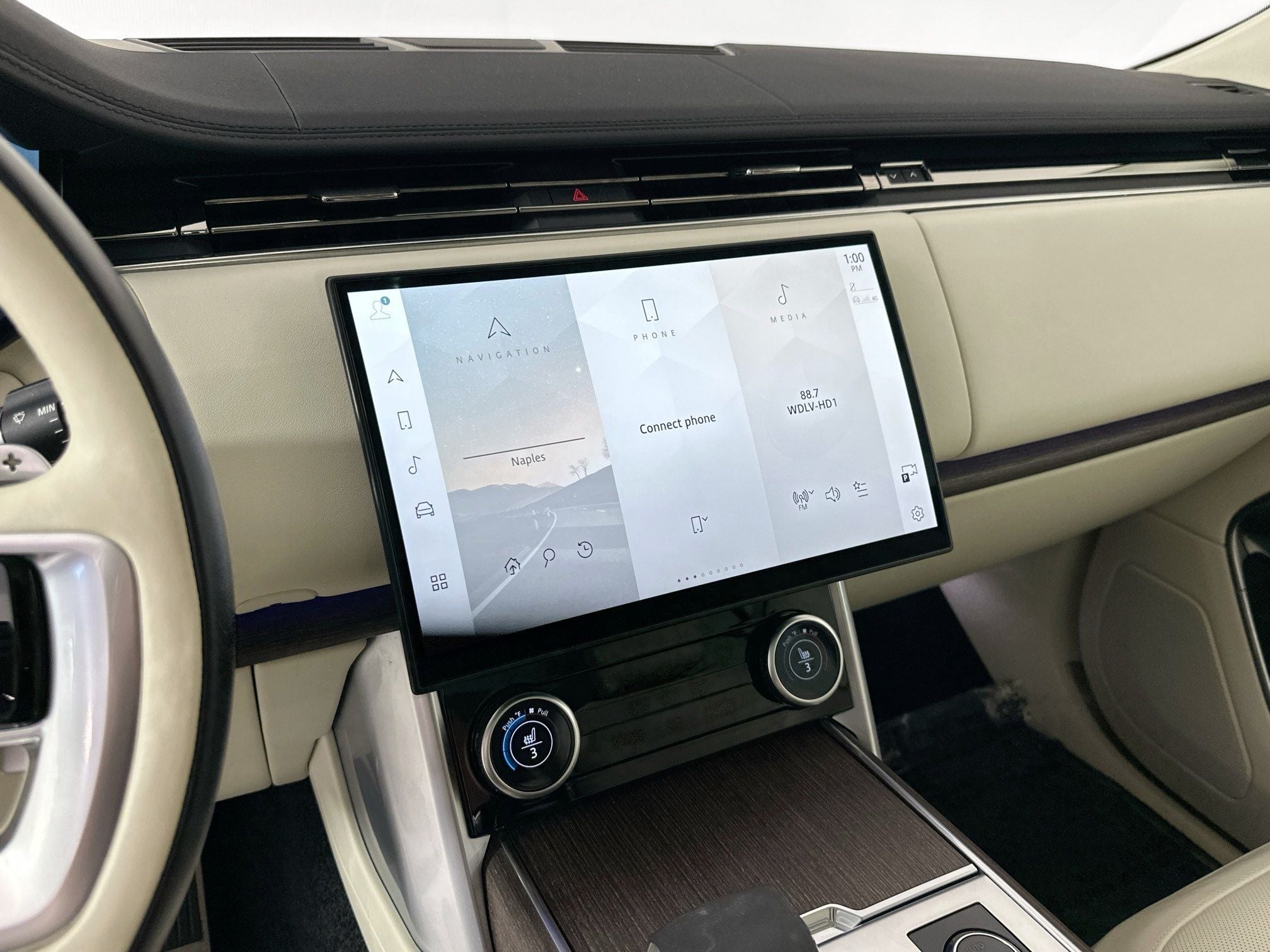 2023 Land Rover Range Rover SE LWB