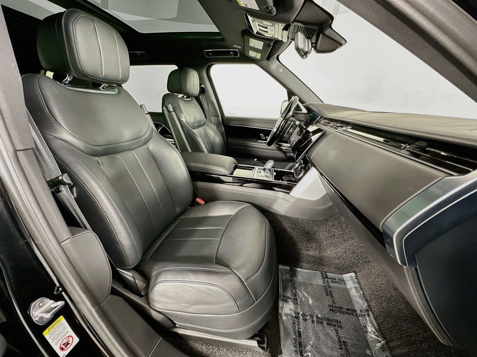 2023 Land Rover Range Rover SE LWB