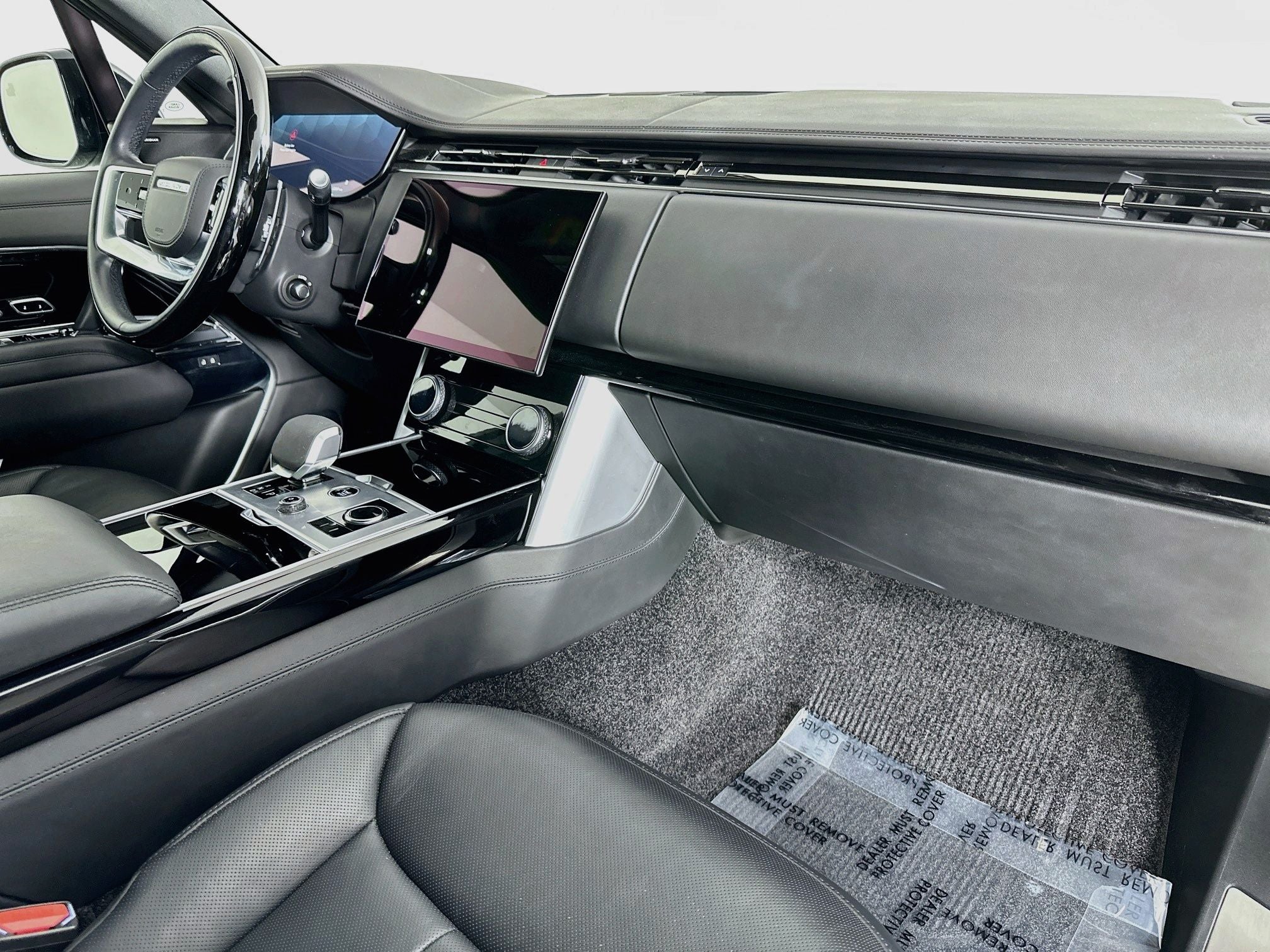 2023 Land Rover Range Rover SE LWB