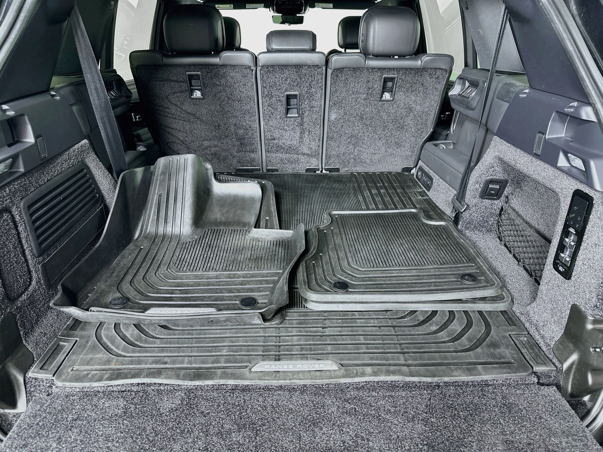 2023 Land Rover Range Rover SE LWB